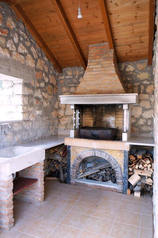 Ktima Lazarata Villa ภายนอก รูปภาพ