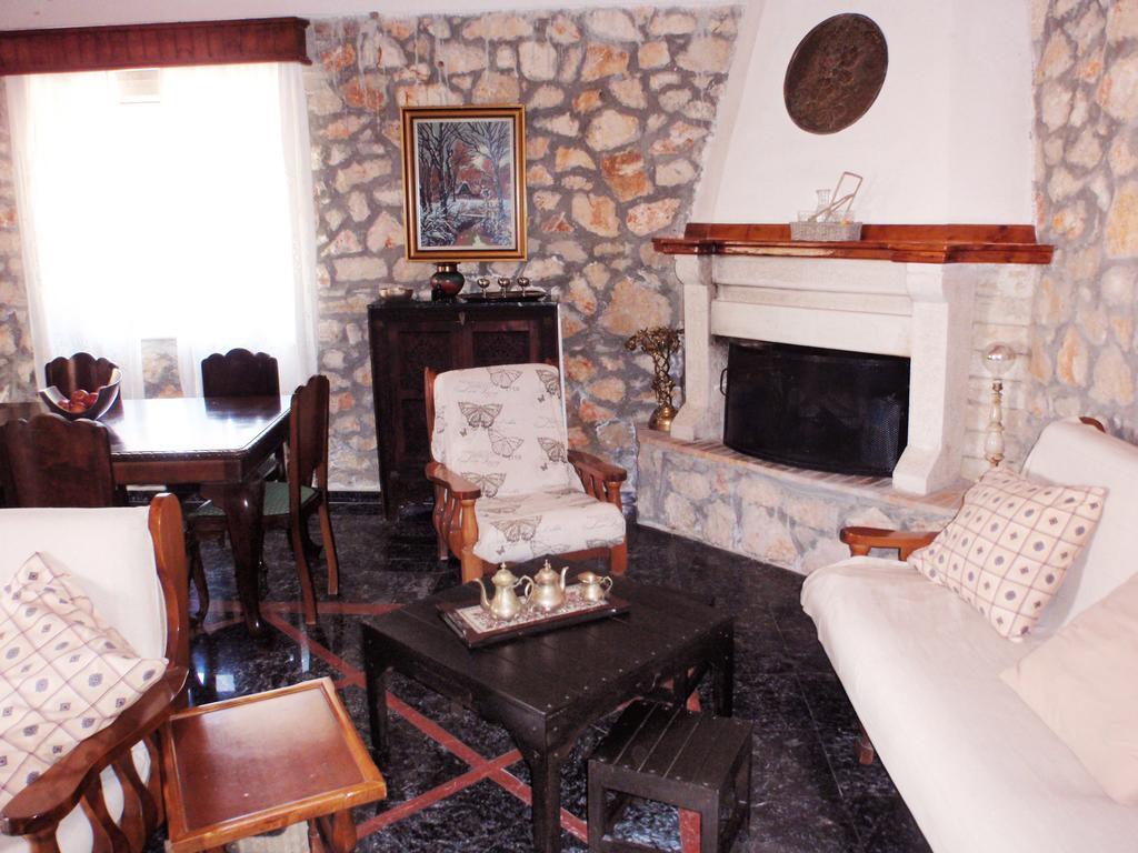 Ktima Lazarata Villa ภายนอก รูปภาพ